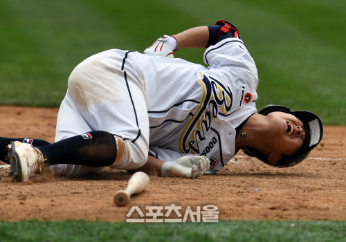 정수빈, 너무 아파요[포토]