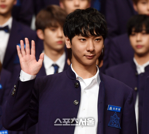 [포토] \'프로듀스 X 101\' 김준재, 심오한 눈빛