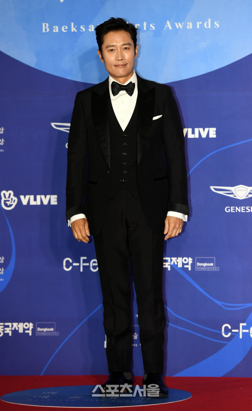 [포토]'미스터 션샤인'으로 백상예술대상 찾은 이병헌