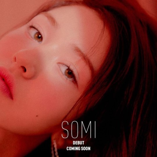 전소미, 솔로 데뷔 티저 공개 "SOMI, 커밍 순"