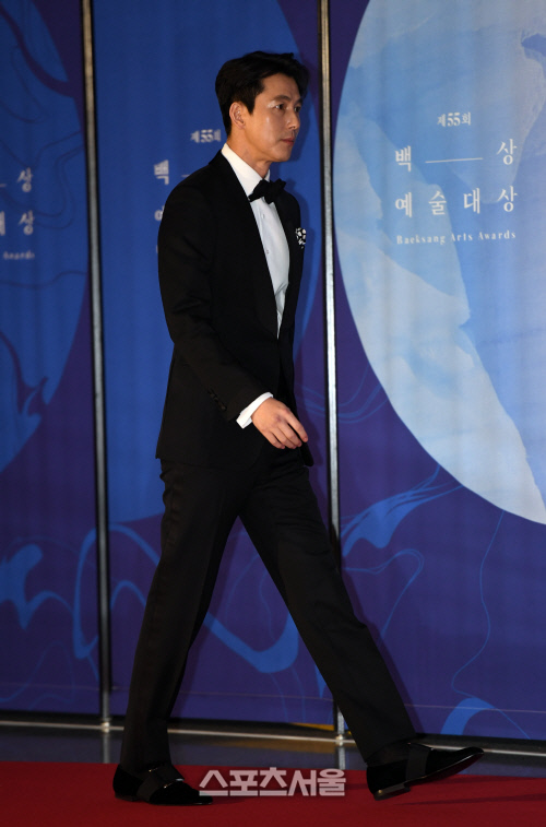 [포토]정우성, 백상예술대상 영화 부문 대상
