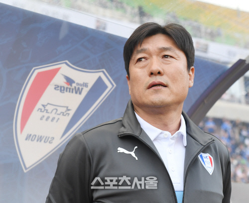 수원 이임생 감독 "슈퍼매치 무승 징크스의 마침표 찍고 싶었는데…"