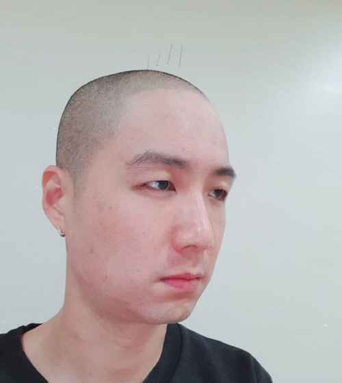 블랙핑크 매니저 불법주차 언급…개그맨 정용국 향한 네티즌 갑론을박