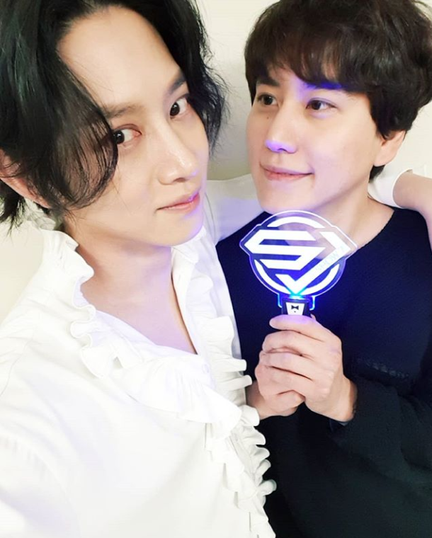 김희철, 규현 소집해제 환영 "고고싱"[★SNS]