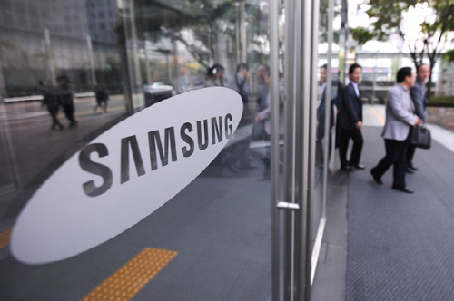 '삼성바이오 증거인멸 지시' 삼성전자 임원 2명 구속 갈림길