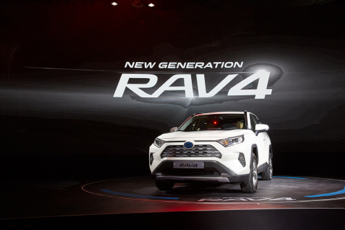 [사진자료] 토요타, \'New Generation RAV4\' 국내 최초 공개 (3)