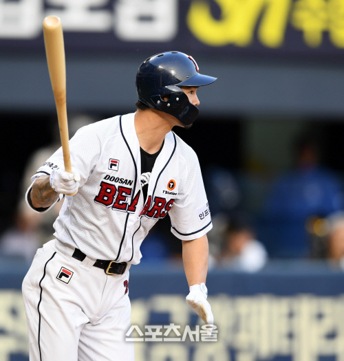 [포토] 오재원, 2회 1타점 적시타