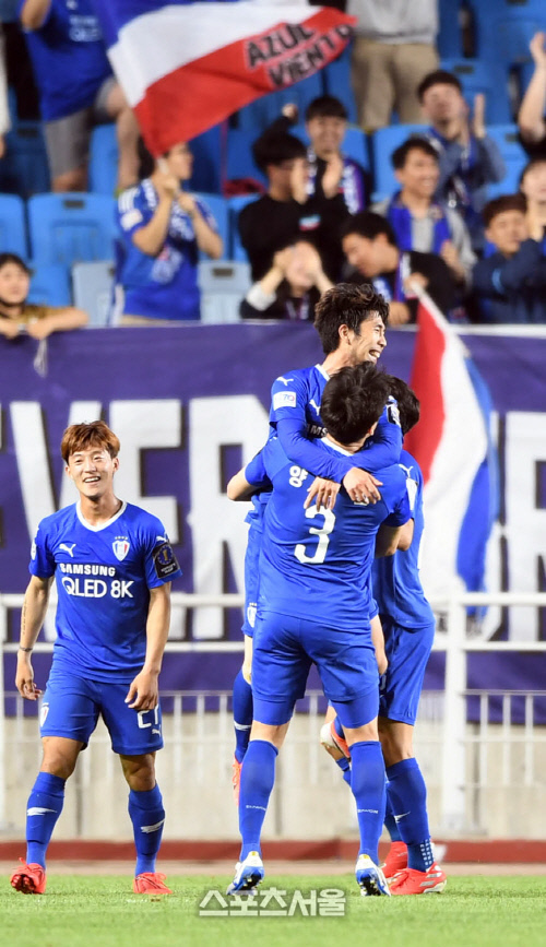 수원 한의권, 승리 마침표를 향해 [포토]