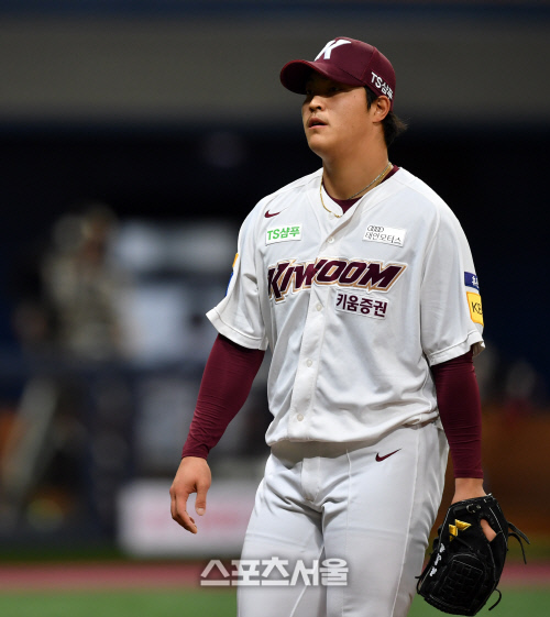 여전히방어율\'0\'조상우,8회초2사후긴급투입[포토]