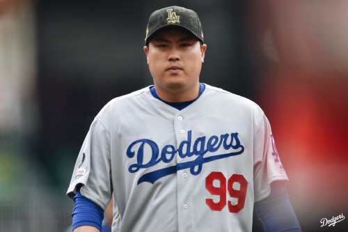 '美친 5월 페이스' 류현진, 박찬호 이후 이달의 투수상 거머쥘까