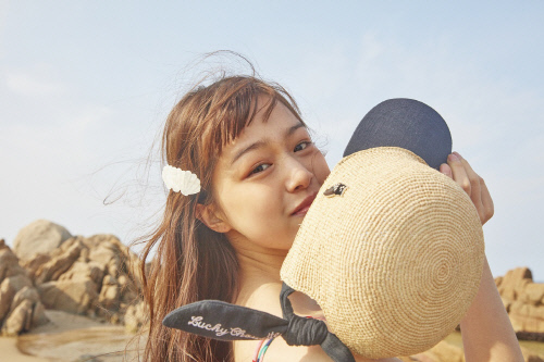 럭키슈에뜨, 뜨거운 여름 대비 ‘여름 모자’ 인기 뜨겁다