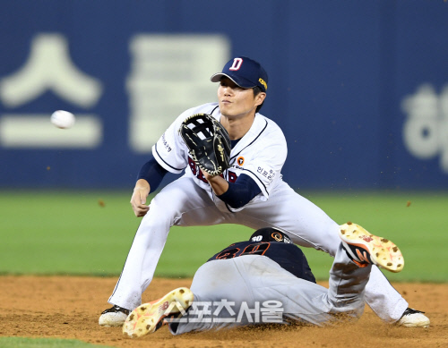[포토] 호잉 \'내가 빨랐어\'