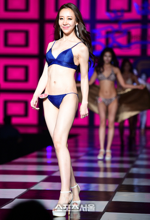 환상의 라인을 자랑하는 '미시즈 퀸 오브 코리아' 김선영, 두아이의 엄마라고?[포토]