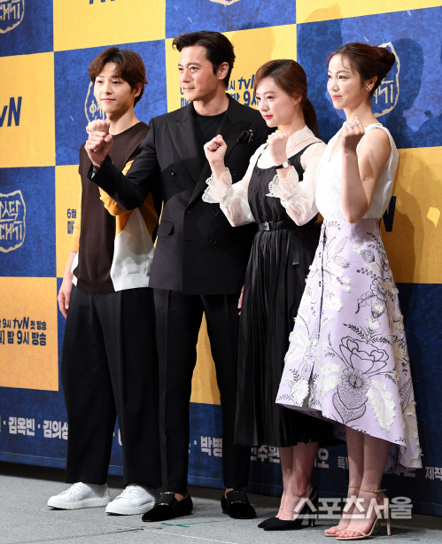 [포토] 송중기-장동건-김지원-김옥빈, 캐스팅이 다했네~!