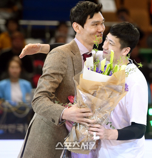 [포토] 김주성, 대표팀...은퇴합니다...