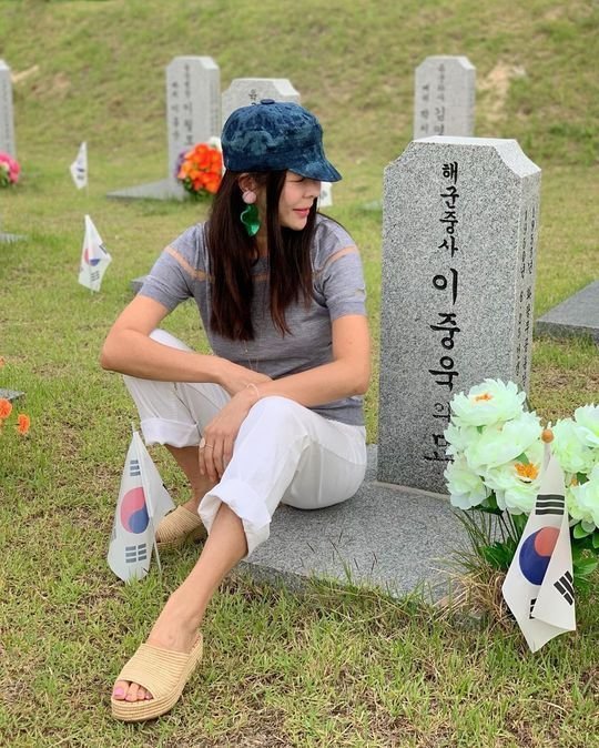 이혜영, 현충일 맞아 현충원 방문 "아버지 보고 싶어요" 