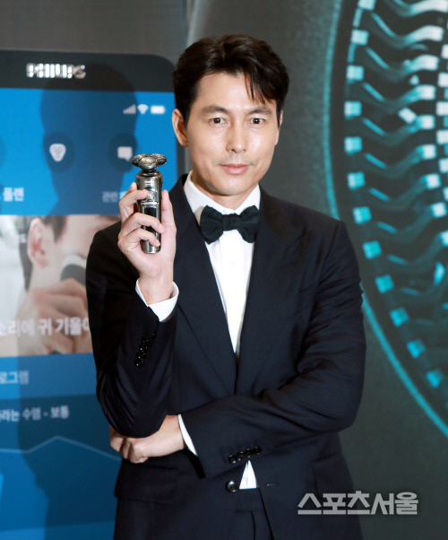 [포토] 배우 정우성, 보타이가 너무 잘 어울려~