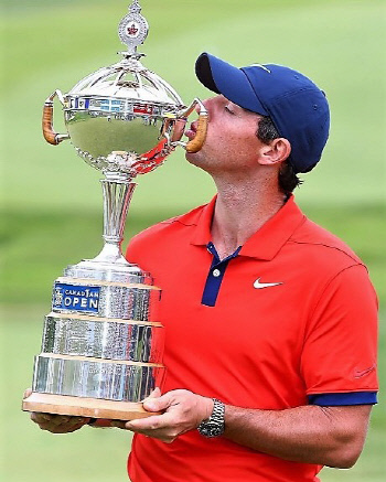 캐나다 삼킨 매킬로이, 비(非) 미국인 출신 유일 PGA 트리플크라운 위업