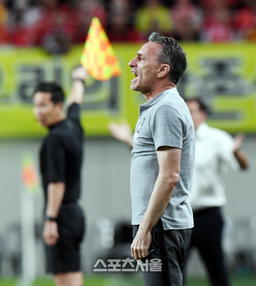 [포토] 벤투 감독, 좀 더 강하게~!