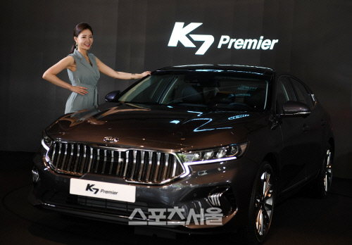 [포토] 기아차 K7 페이스리프트 'K7 프리미어'모델 선보여