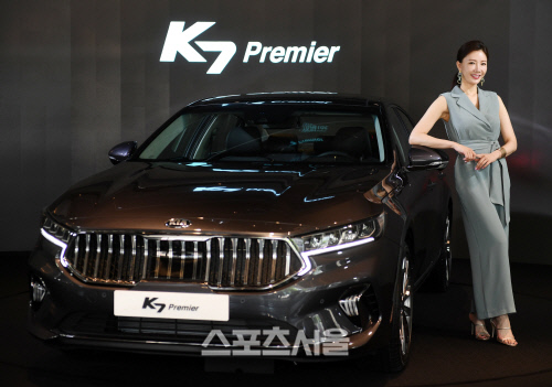 [포토] 기아차 'K7 프리미어' 공개, 가격은?