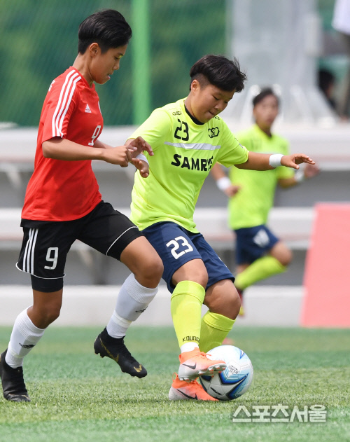 [포토] 삼례여중 이지현, 내가 잡았다!