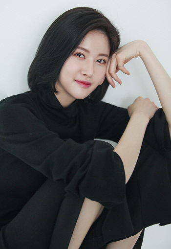 신예 문수빈, 아이오케이 컴퍼니와 전속계약…고현정-조인성과 한솥밥