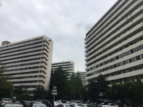 강남 재건축 오름세, 정부의 남은 규제 카드는?