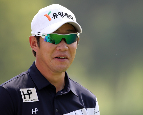 17번홀 페어웨이 미소 강경남