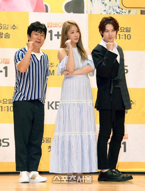 [포토]'썸바이벌 1+1' 제작발표회, 이수근-소유-김희철