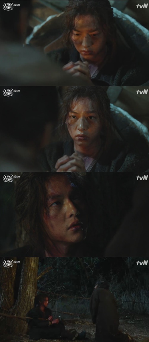 '아스달 연대기' 송중기, 눈 앞에서 양경원 자결하자 '울부짖음'