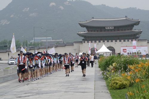 '2019 노스페이스 대한민국 희망원정대' 발대식, 360km 도보 국토 대장정 돌입