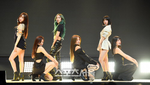 [포토]여자친구 쇼케이스, 눈부신 컴백 무대