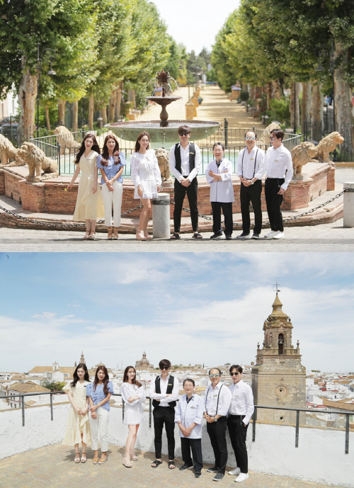 이민정부터 에릭까지…'세빌리아의 이발사' 단체 스틸컷 공개