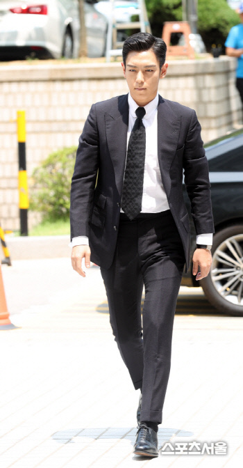 빅뱅 탑, 파란만장 군 복무 마치고 소집해제…향후 행보는?[SS이슈]