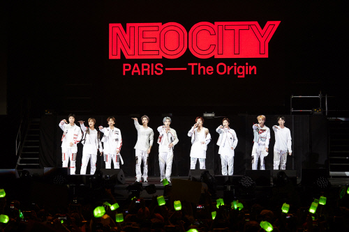 NCT 127 프랑스 파리 단독 콘서트 대성황…유럽 투어도 성공적