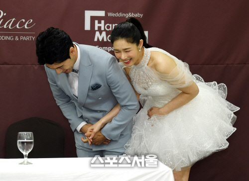 [포토]선우선-이수민, 이제 결혼식 하러 갑니다!