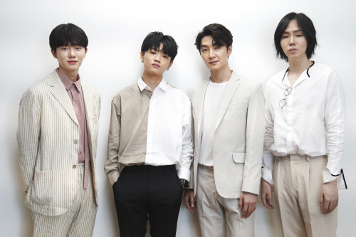 '슈퍼밴드' 호피폴라 "우승 아직도 안믿겨, 매일 인터넷에 검색"