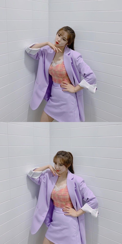 '원조 베이글女' 전효성, 인형같은 외모+완벽 볼륨감