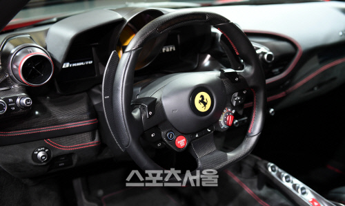 [포토] 페라리 F8 트리뷰토,
