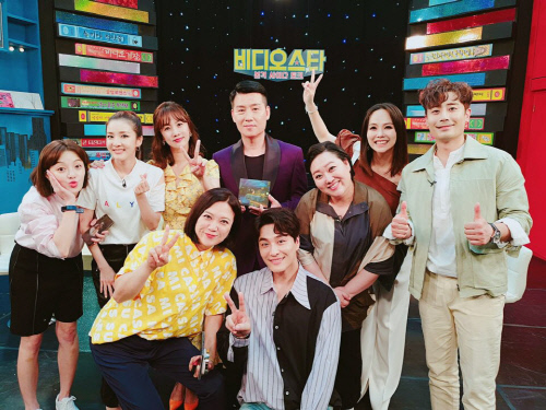 황보라, '비디오스타' 스페셜 MC 출격…박나래와 의리