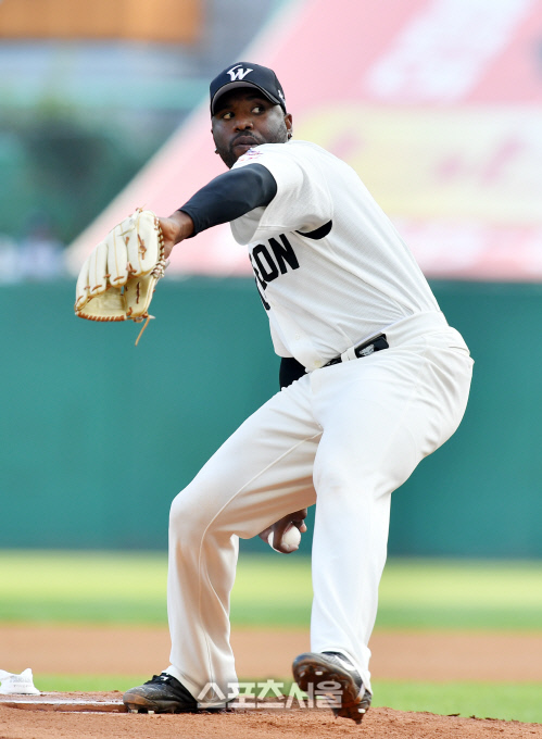 키움전 선발나선 소사[포토]