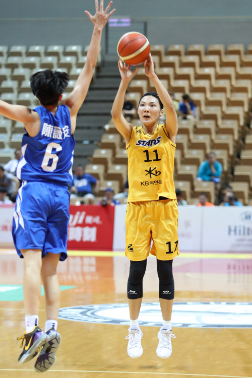 최희진 활약, 국민은행 존스컵 대만B 제압