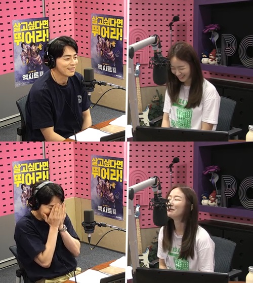 '씨네타운' 조정석 "가장 애정 있는 작품, 아무래도 엑시트?"