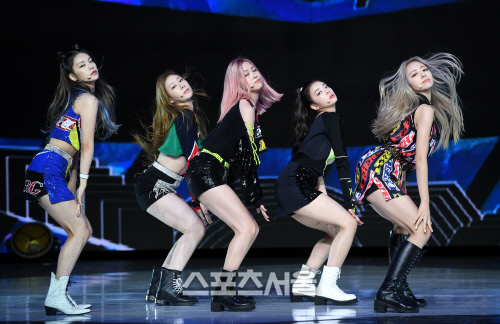 [포토]있지 컴백, 매혹적인 안무로