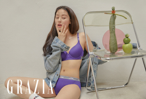 휠라 언더웨어_이주연 인핏 & 아웃핏 화보_09