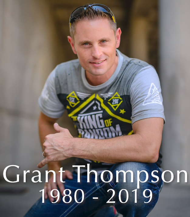 유명 유튜브 채널 '킹 오브 랜덤' 운영자, 패러글라이딩 사고로 사망