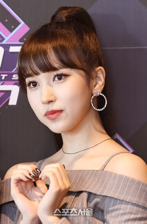 JYP 측 "트와이스 미나 입국? 활동재개 NO, 건강 회복 집중"[공식]