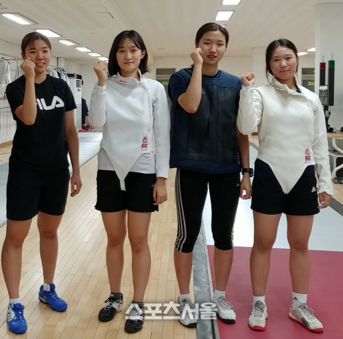 대전교육청, 여고 검객들 전국체전 금메달 향해 구슬땀