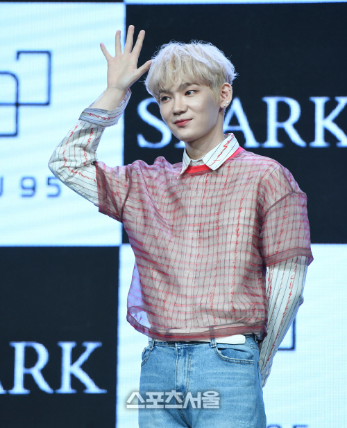 [포토] JBJ95 컨타, 반짝반짝